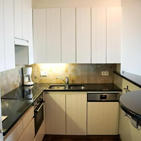 아파트 Seaside Comfort With Parking, Cleaning Included