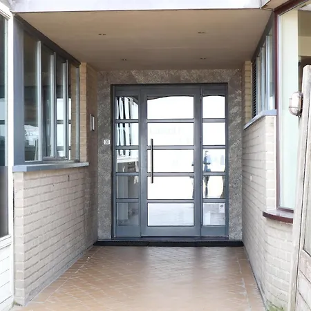 Seaside Comfort With Parking, Cleaning Included Nieuwpoort